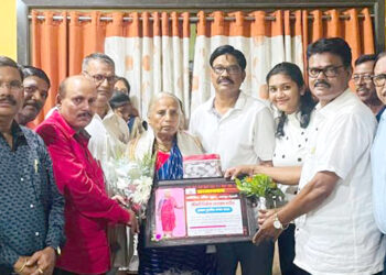 निर्मला पाटील यांचा सत्कार