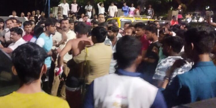 प्रेम व्यक्त करणे रोमिओला पडले महागात