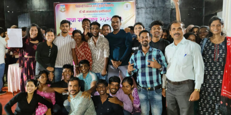 युवा महोत्सवात चोंढीच्या विद्यार्थ्यांचे यश