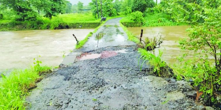 घोडीवली-अंजरुण पूल धोकादायक