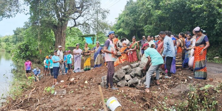 महाजने ग्रामस्थांचा स्तुत्य उपक्रम