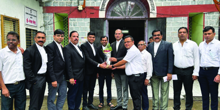 ॲड. तुषार भवारे यांची बिनविरोध निवड