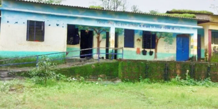 आसे केंद्रशाळेचे गंभीर प्रकरण