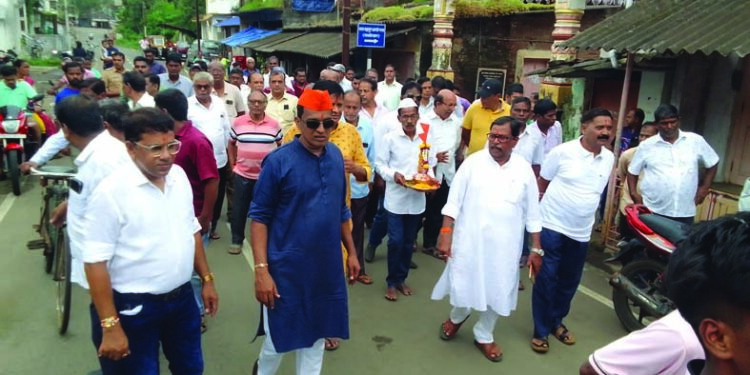 पारंपारिक पद्धतीने नारळीपौर्णिमा साजरी