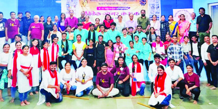 नाट्यरुची कला मंच ठरला विजेता