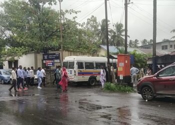 रोहित बुटाने गुजरातला फरार?