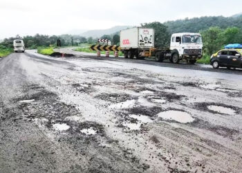 चिपळूण-रत्नागिरी महामार्गाची दुरवस्था