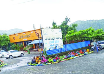 रानभाज्या विक्रीतून आदिवासींना रोजगार