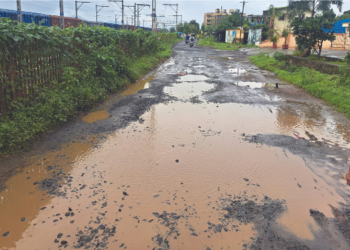 भिवपुरी रेल्वे परिसर चिखलमय