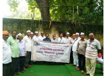 मंत्र्यांनी एक महिन्यात निर्णय घ्यावा