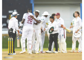 गयानात खेळाडूंची लागली कसोटी