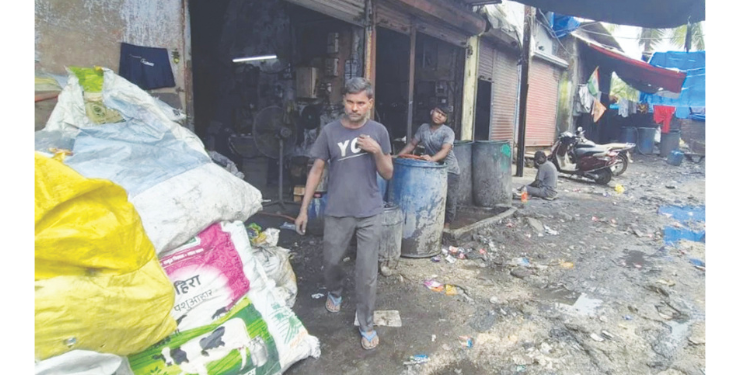 कामगारांच्या आरोग्याची हेळसांड