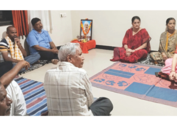 चित्रलेखा पाटील यांच्याकडून गायकर कुटुंबियांचे सांत्वन