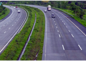 महामार्गाची रेकॉर्डब्रेक रखडपट्टी