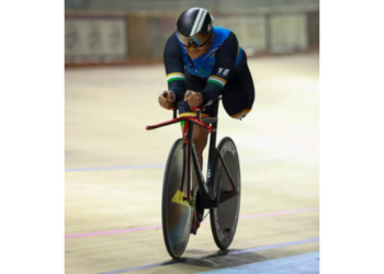 महाराष्ट्राच्या लेकीची प्रेरणादायी सायकलस्वारी