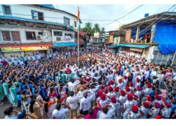 जिल्ह्यात ठिकठिकाणी स्वातंत्र्य दिन साजरा