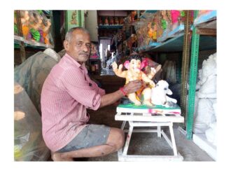 गणेश मूर्तिकारांना अखेरचा हात फिरवण्याचे वेध