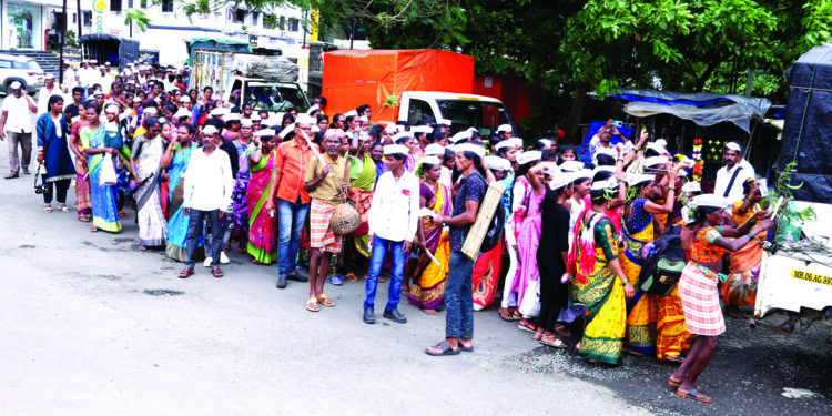 अलिबागमध्ये आदिवासी दिन साजरा