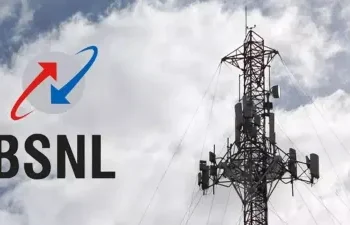 बीएसएनएलच्या विरोधात उपोषण