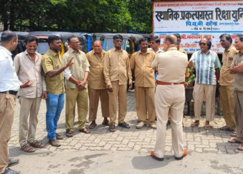 जेएनपीए परिसरात वाहनचालकांचे प्रबोधन