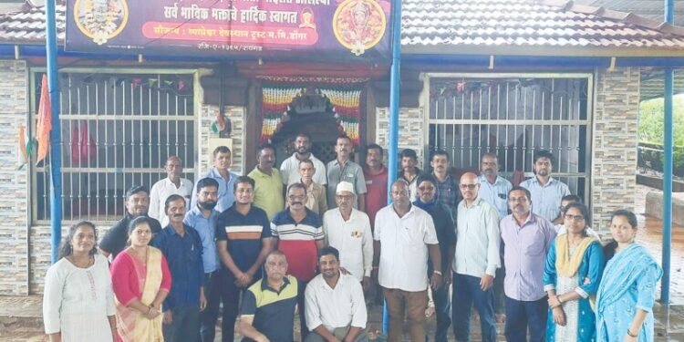 पोलीस पाटलांची वर्षासहल