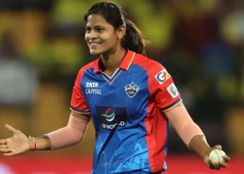 गुजरातमधील पुरात अडकली भारताची स्टार क्रिकेटपटू