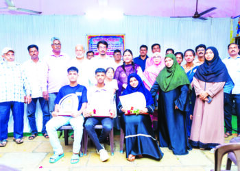 विद्यार्थ्यांचा गुणगौरव सोहळा