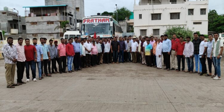 शेकापचे कार्यकर्ते पंढरपूरमध्ये दाखल