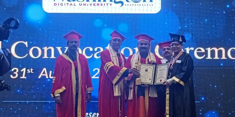 माधव आग्री यांना पीएचडी प्रदान