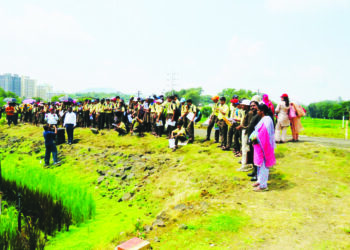 मालाडच्या विद्यार्थ्यांनी घेतले शेतीचे धडे