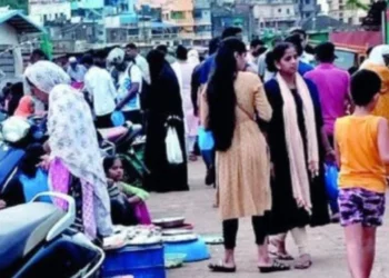 रस्त्यावर मासे विकणारे रडारवर