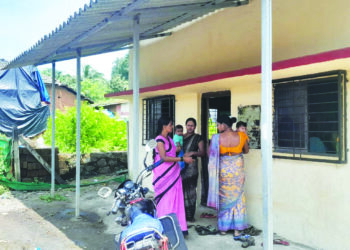 विजेच्या पुरवठ्या अभावी अंगणवाडी केंद्र ओस