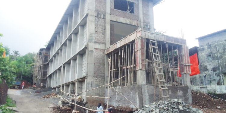 डॉ. बाबासाहेब आंबेडकर स्मारकाचे लोकार्पण