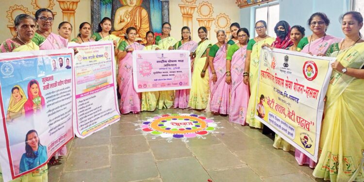 किशोरवयीन मुलींना आरोग्य मार्गदर्शन