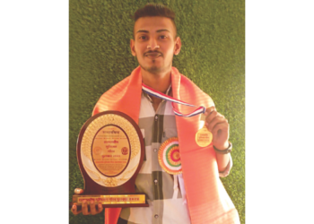 मिहीर म्हात्रेला समाजरत्न पुरस्कार