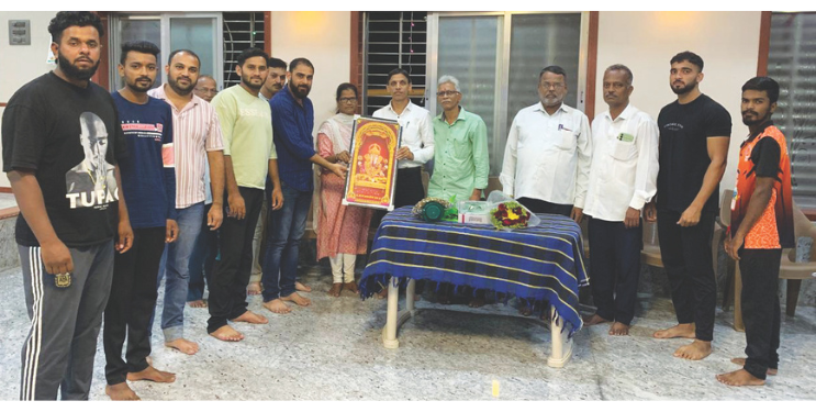 अजित हरवडे यांचा सत्कार