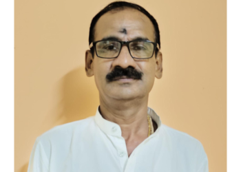 नामदेव डीगेंना आदर्श शिक्षक पुरस्कार