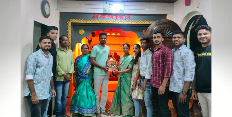 गणपती सजावट स्पर्धेत कल्पेश चवरकर विजेता