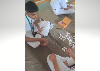 विज्ञान खेळणी बनविण्याचा उपक्रम