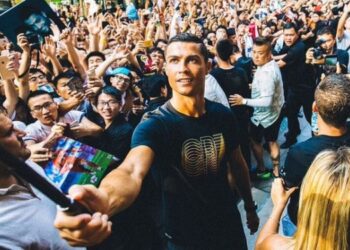 रोनाल्डोने गाठला एक अब्ज फॉलोअर्सचा टप्पा