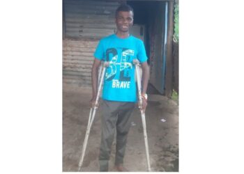 अपंग आदिवासी चंदर आवटेंचे मदतीचे आवाहन