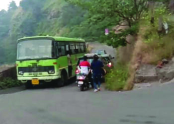 पालकमंत्र्यांना आश्‍वासनांचा विसर