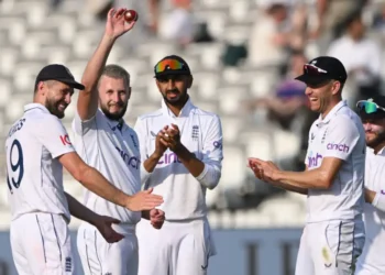 इंग्लंडचा लॉर्ड्सवर विजय