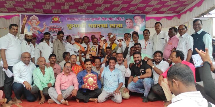 गौरीगणेश जाखडी नृत्य स्पर्धेत; पेणजाई नृत्य कलापथक प्रथम