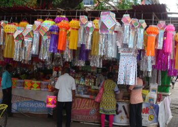 दिवाळी सणाच्या लगबगीला वेग!