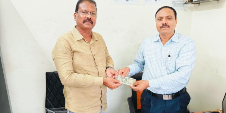 पंप मालकाचा प्रामाणिकपणा