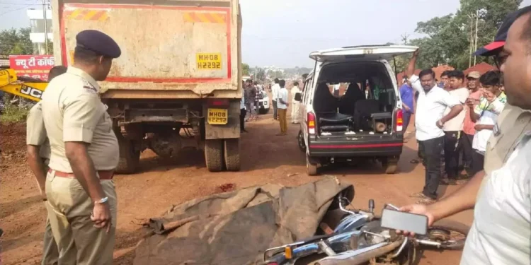 रत्नागिरी-कोल्हापूर मार्गावर भीषण अपघात