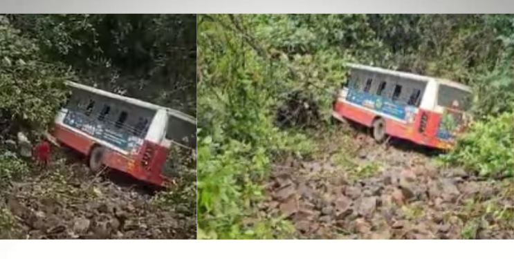 लाडक्या बहिणींची बस दरीत कोसळली