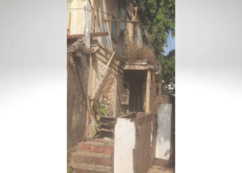 तहसील कार्यालयाची धोकादायक इमारत