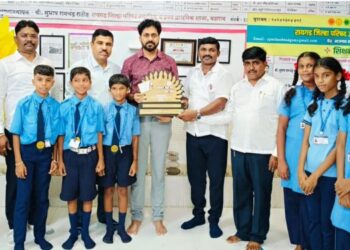 वडगाव राजिप शाळेचे कौतुक